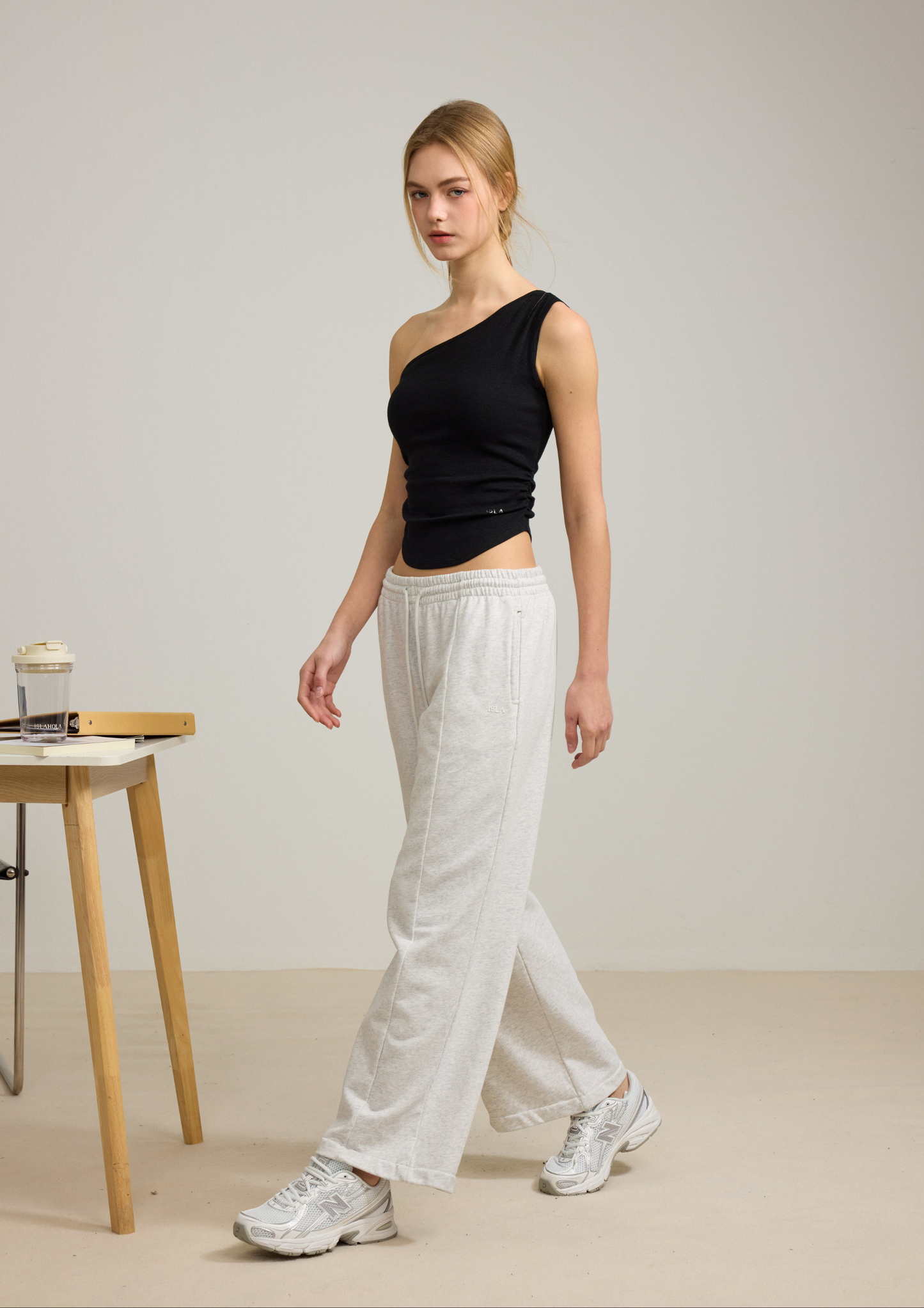 ISLAB074 Sculpt One-Shoulder Bra Top