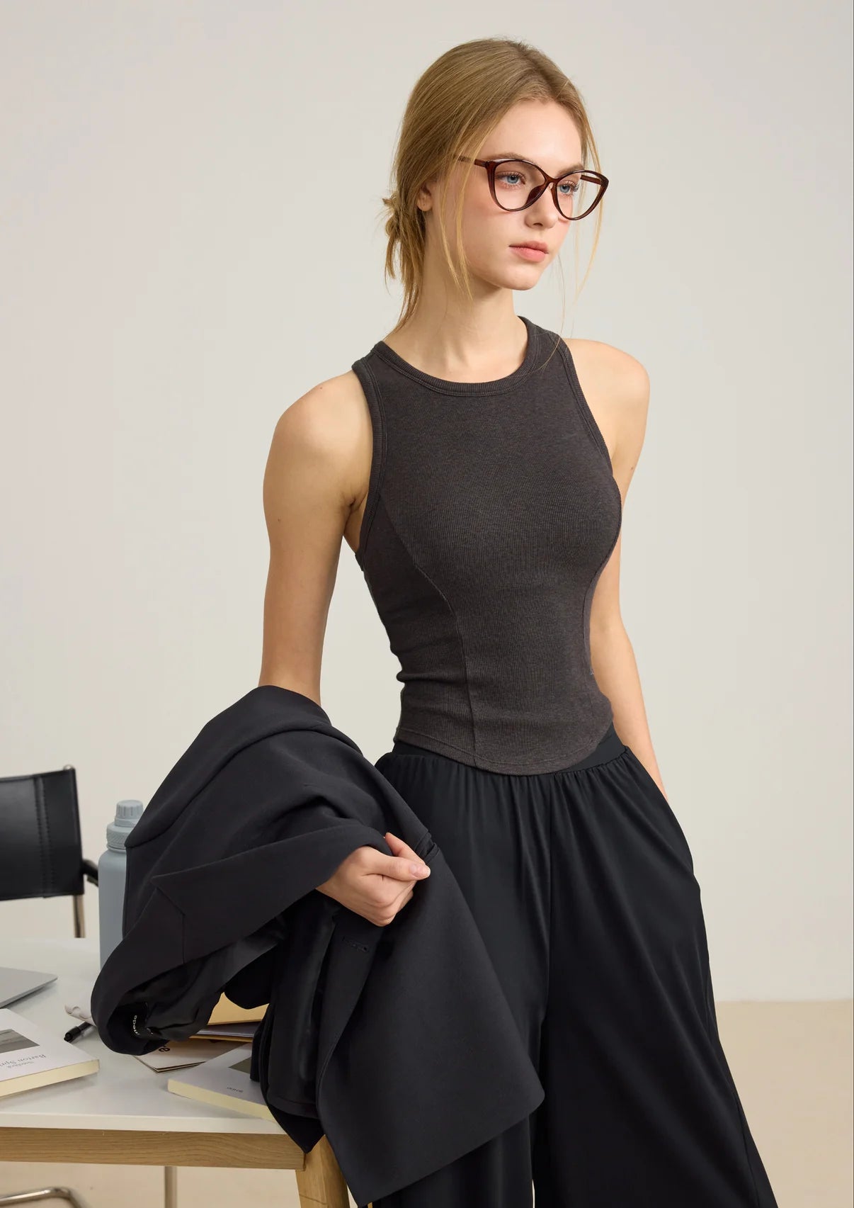 ISLAB075 Line Form Bra Top