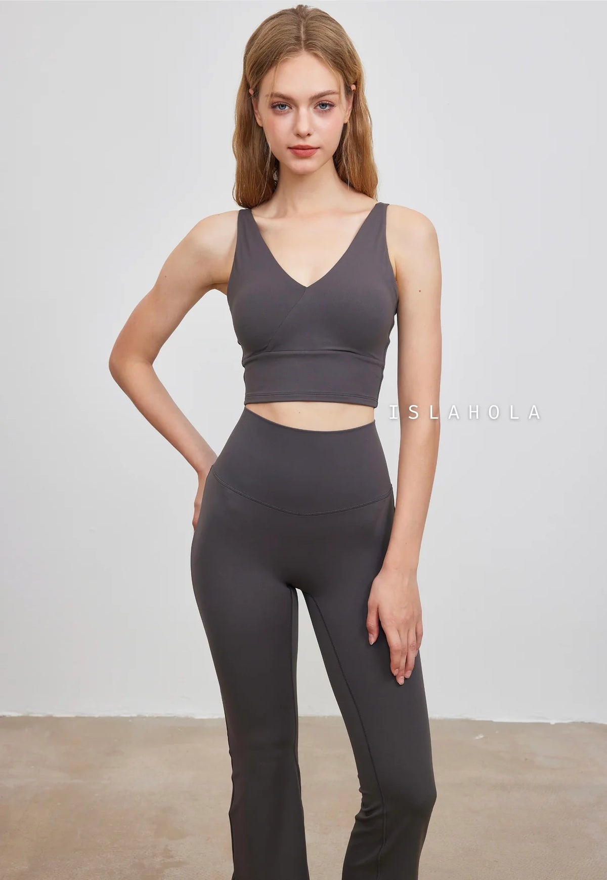 ISLAB064 Twist back cross V bra top