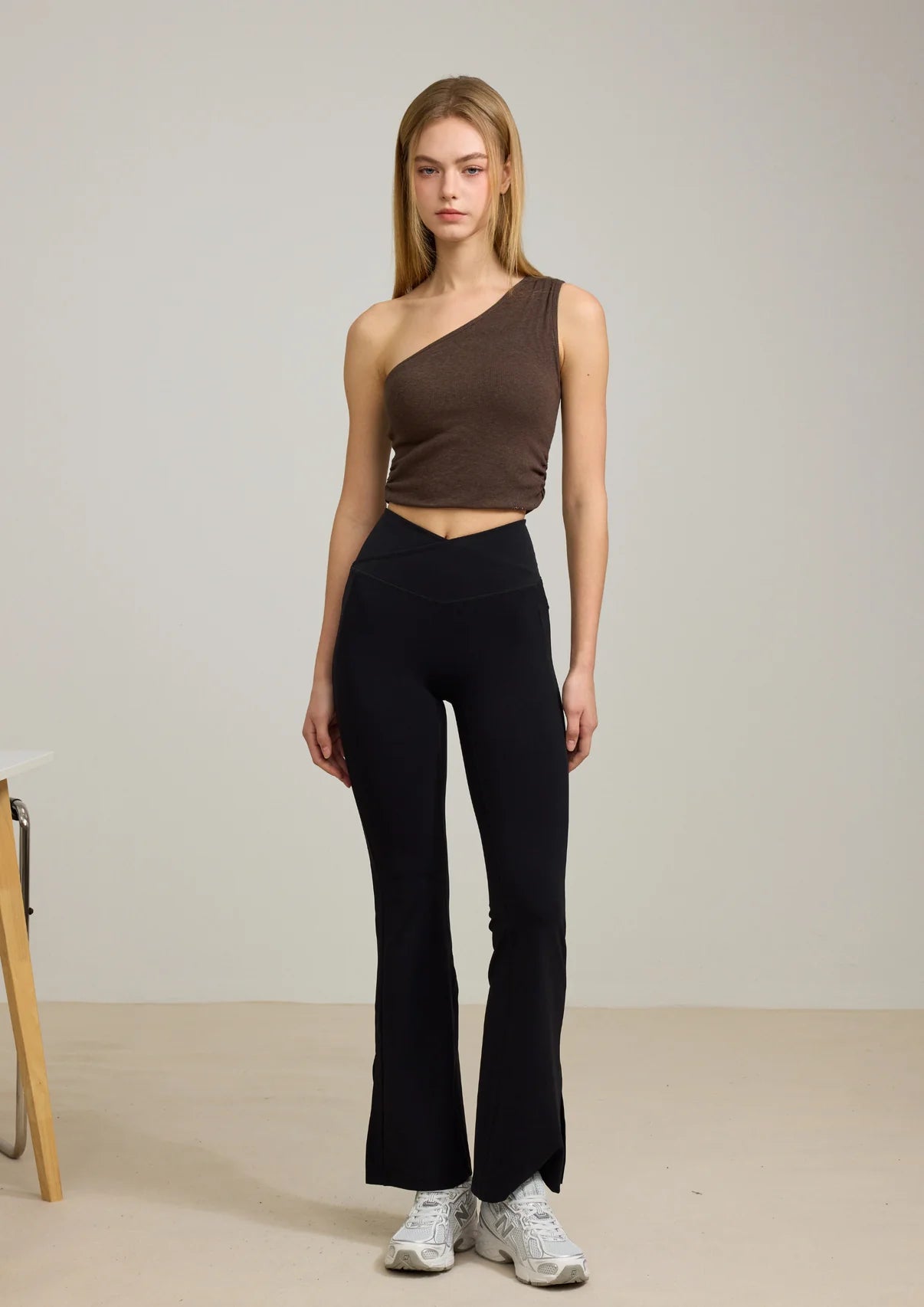 ISLAB074 Sculpt One-Shoulder Bra Top