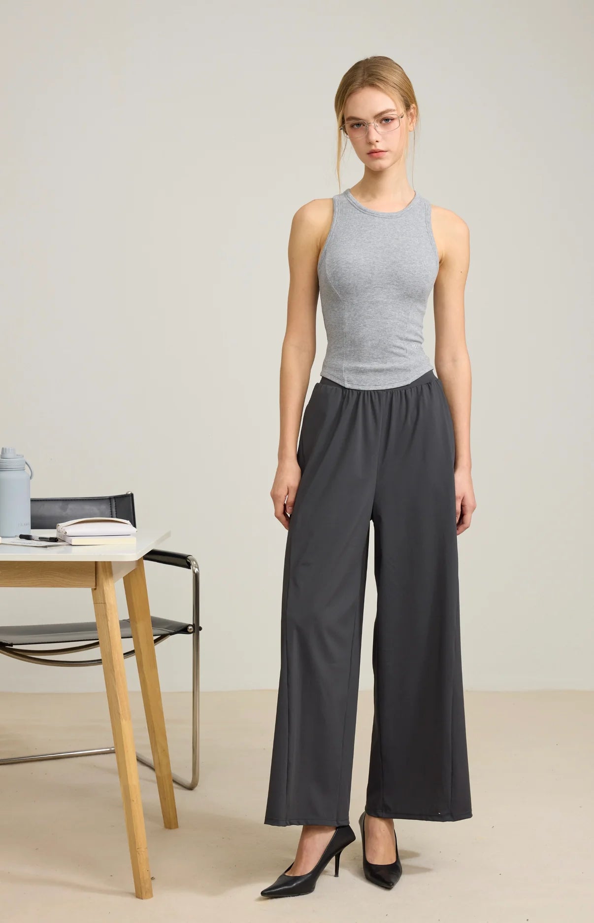 ISLAB075 Line Form Bra Top