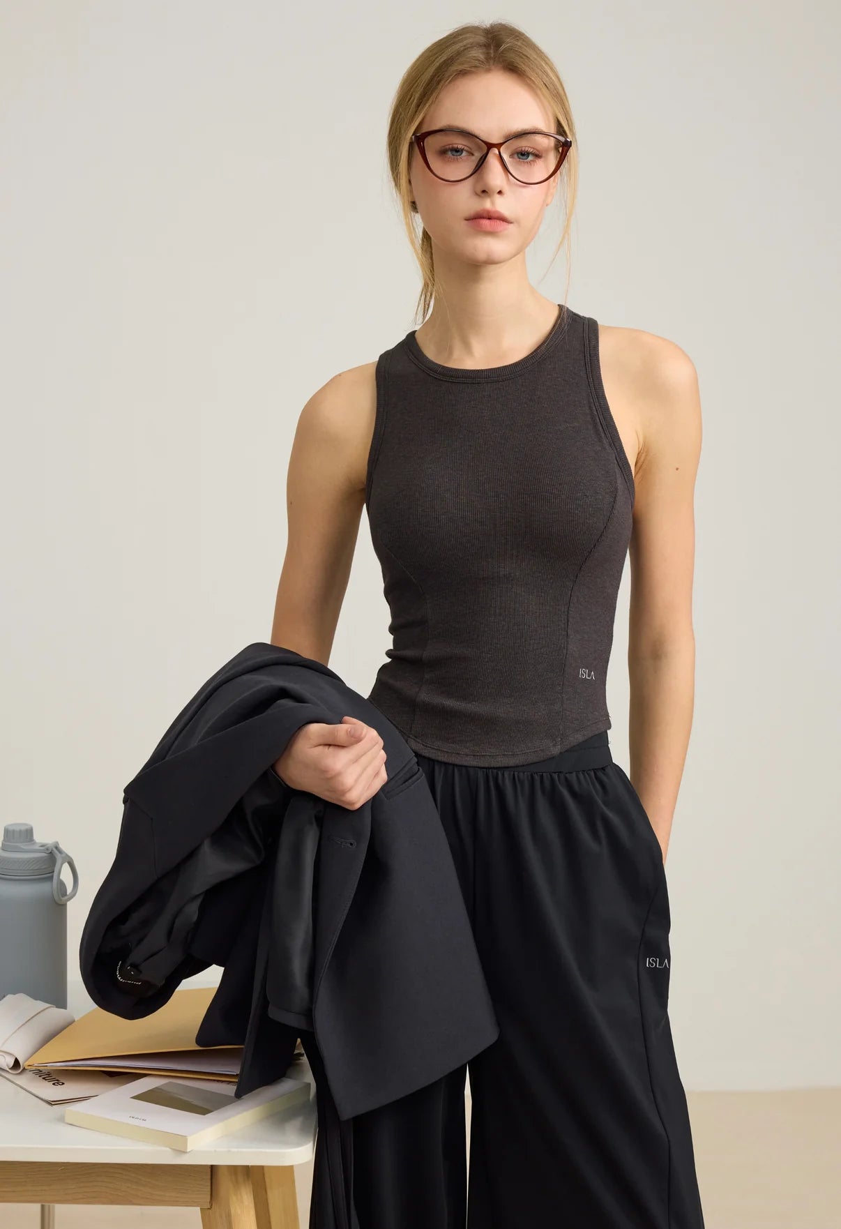 ISLAB075 Line Form Bra Top