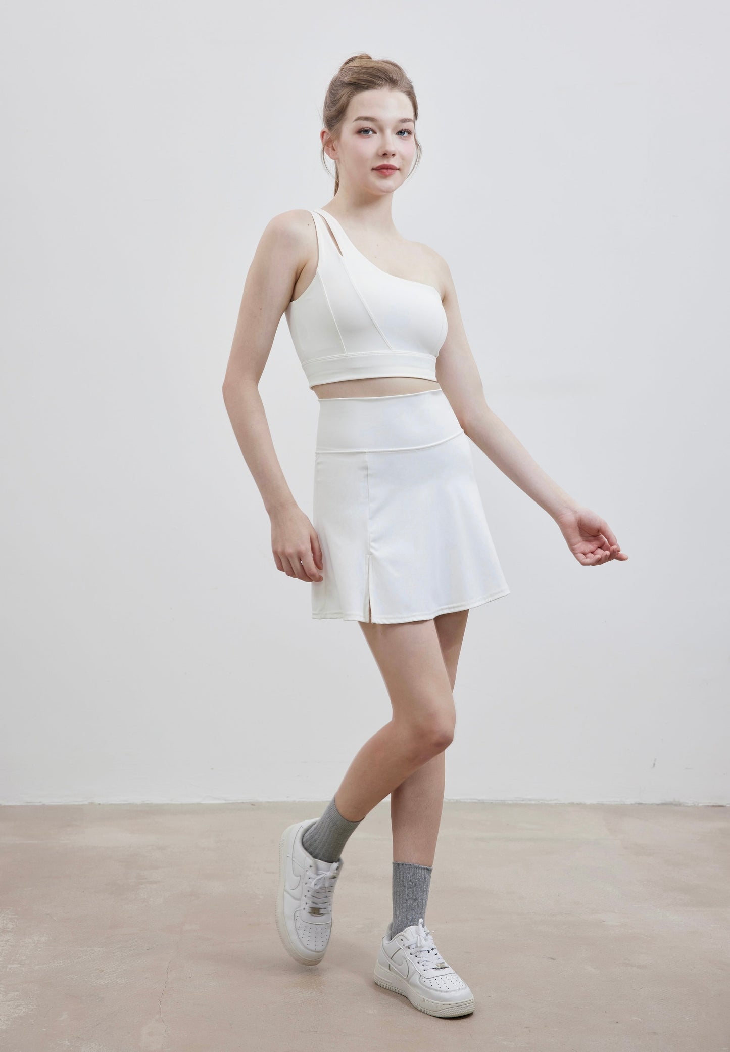 ISLAB006 Double line one shoulder sport bra top