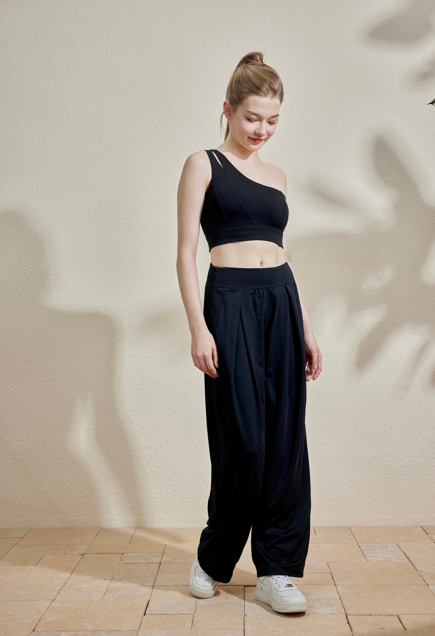 ISLAB006 Double line one shoulder sport bra top