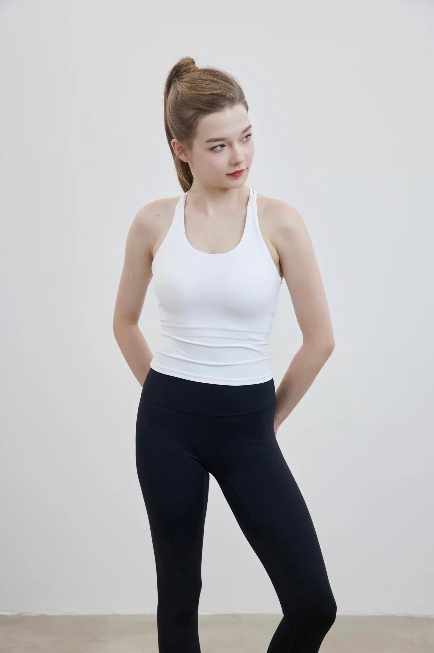 ISLAB025 Cross back long bra top (Fixed Pad)