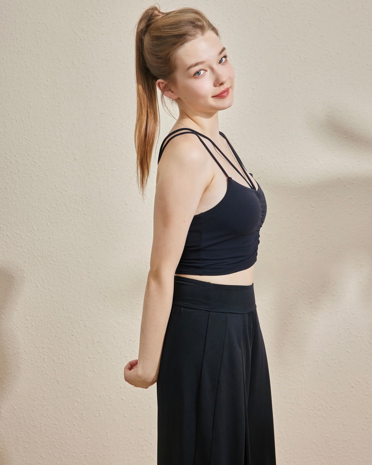 ISLAB042 Front V Shirring bra top