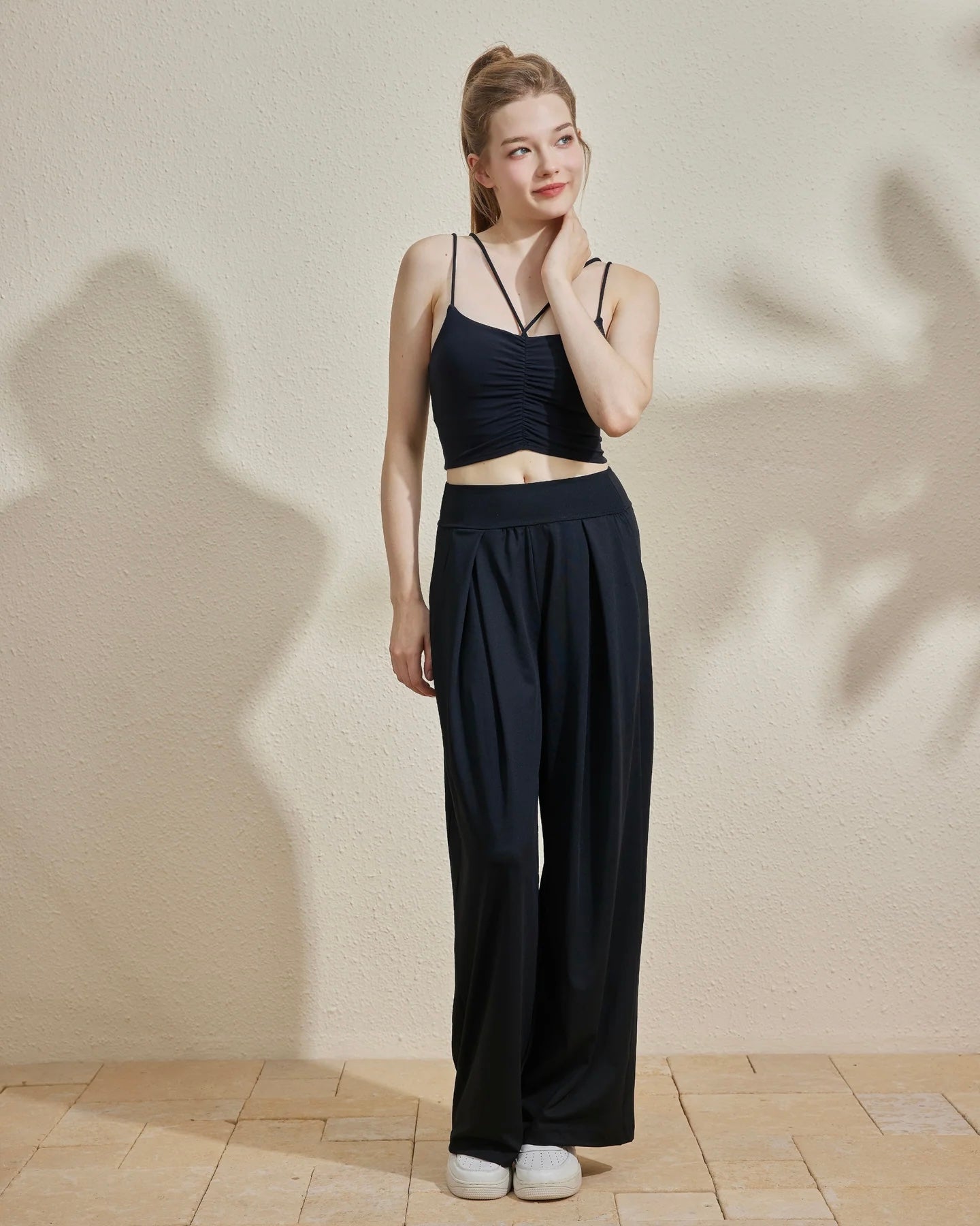 ISLAB042 Front V Shirring bra top