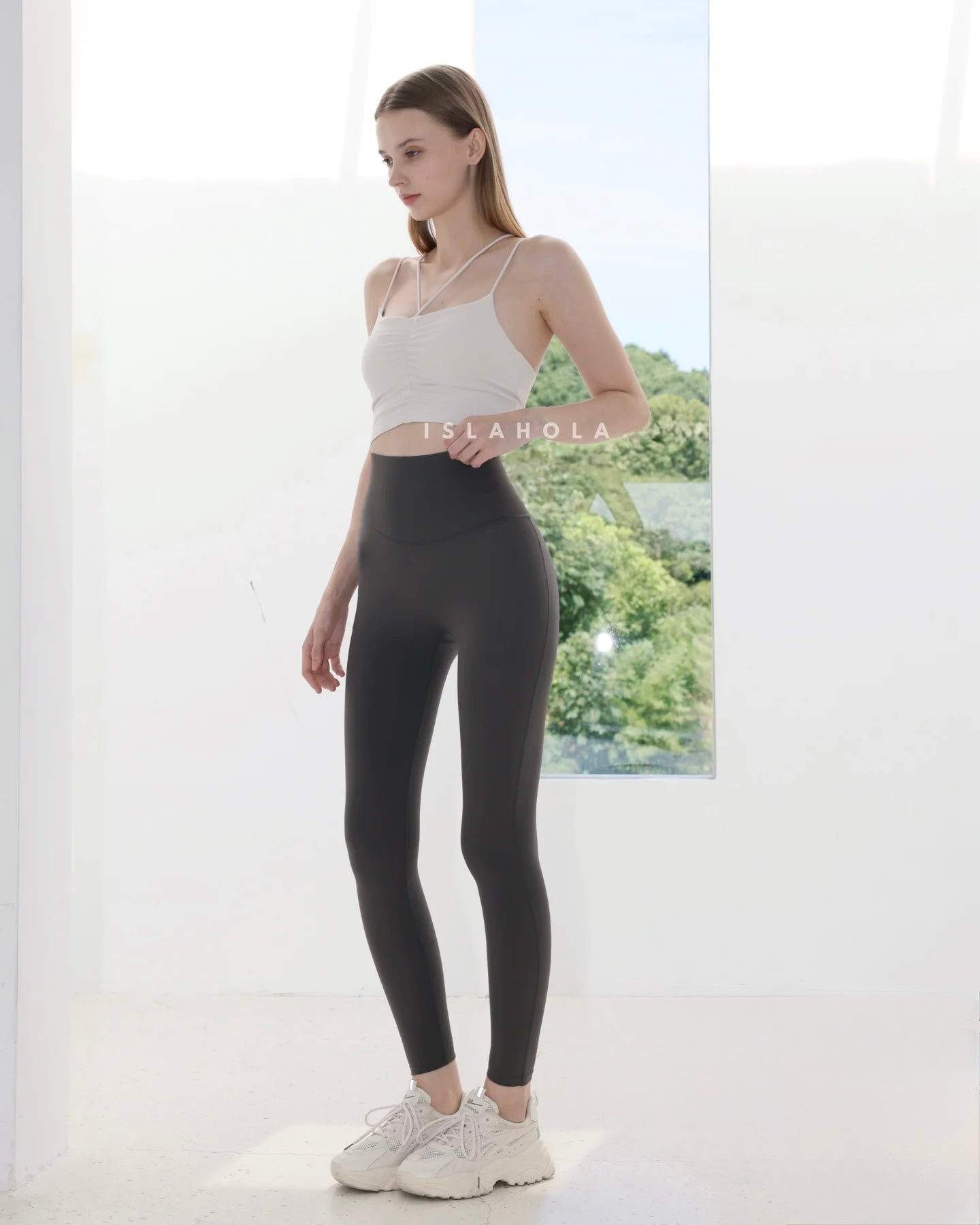 ISLAB042 Front V Shirring bra top