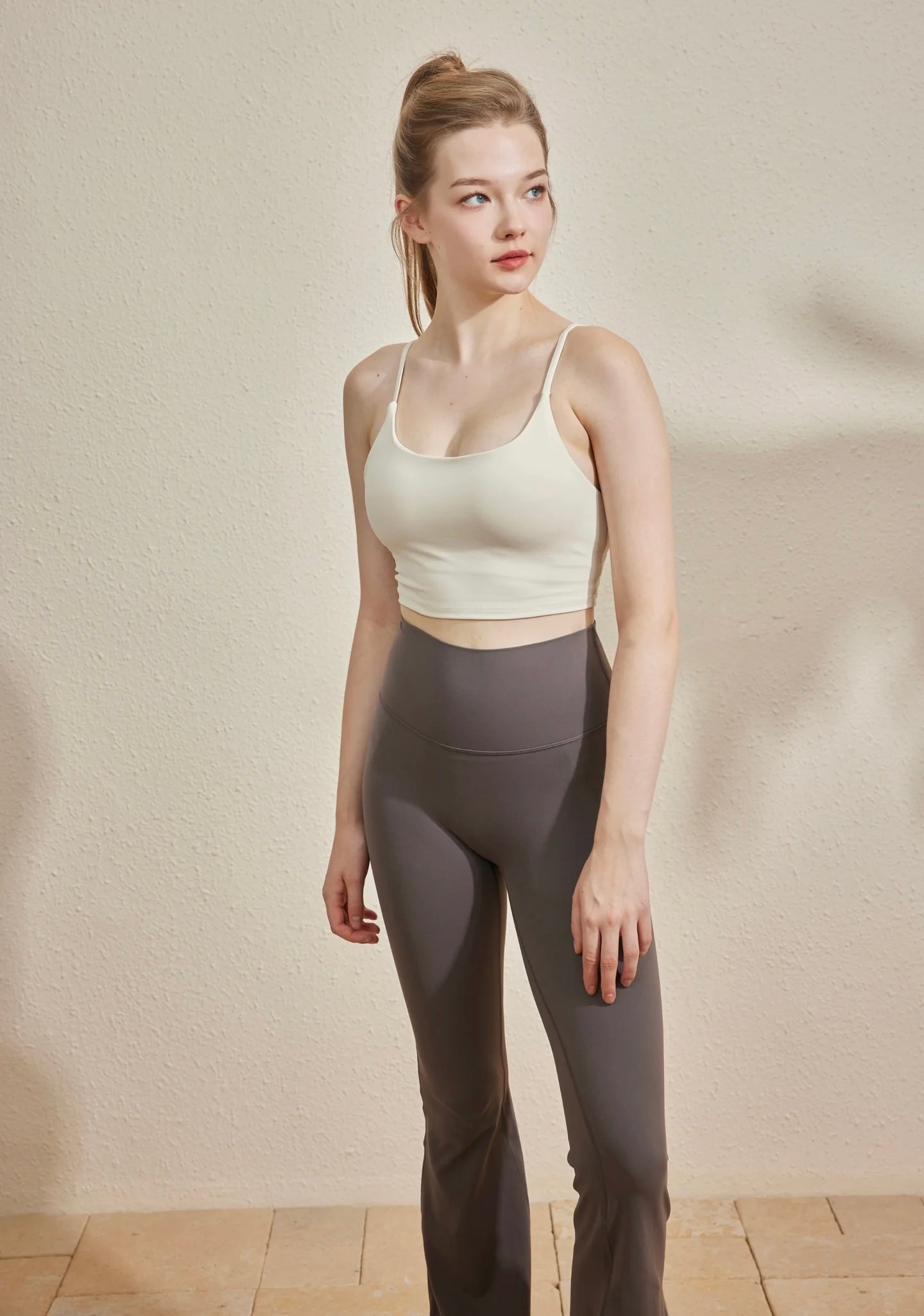 ISLAB048 Marshmallow thin strap bra top