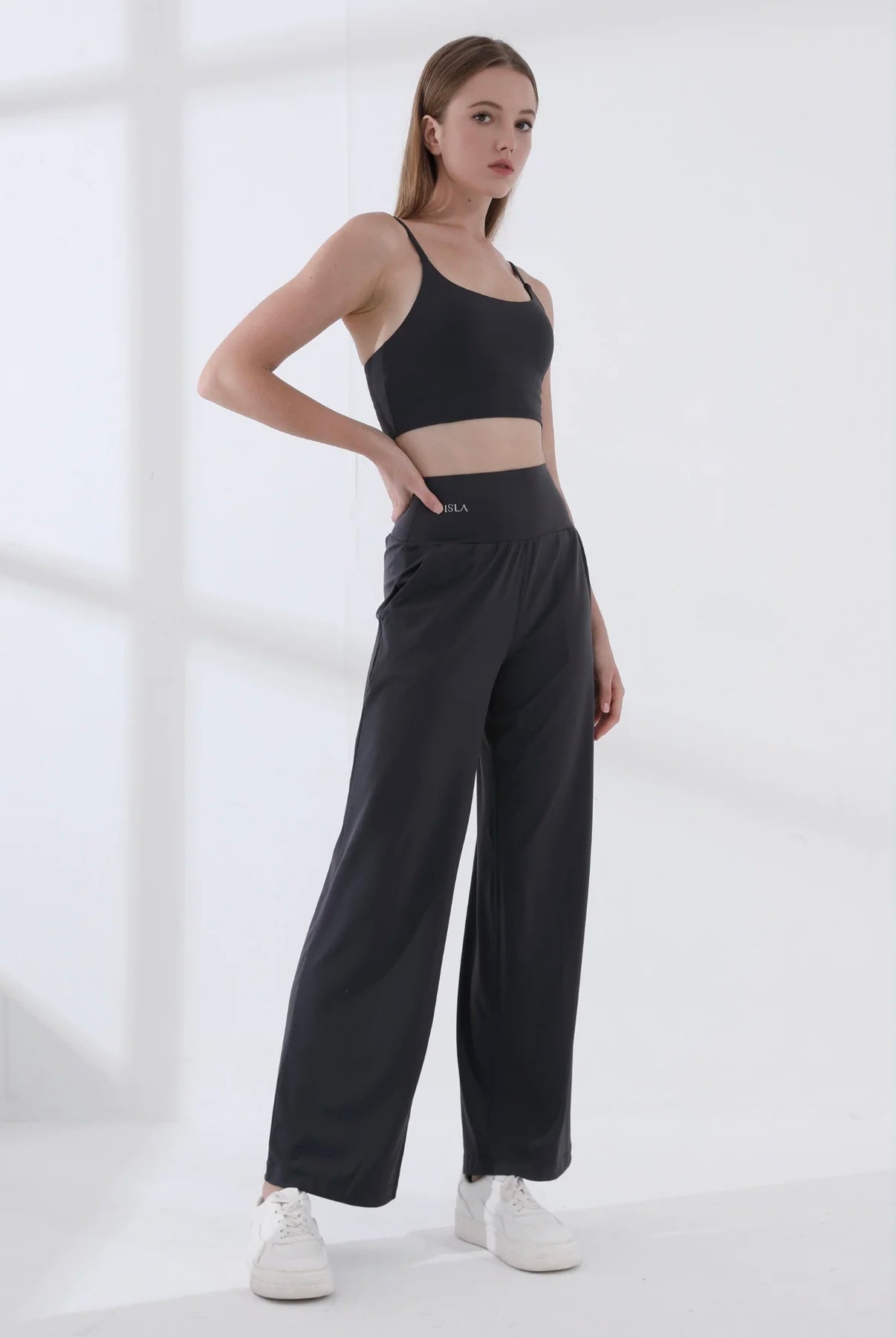 ISLAB048 Marshmallow thin strap bra top