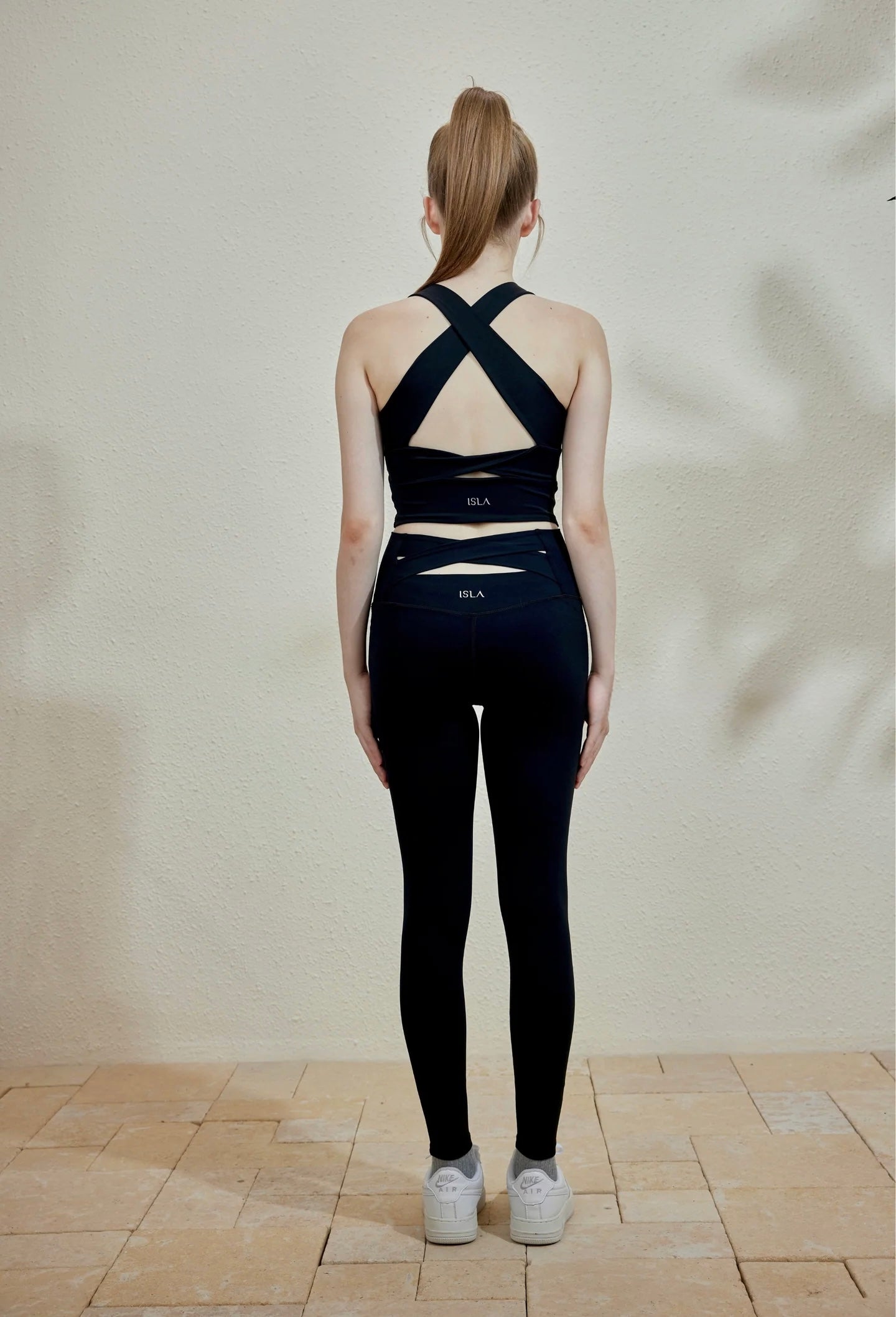 ISLAB055 Twist back square neck bra top