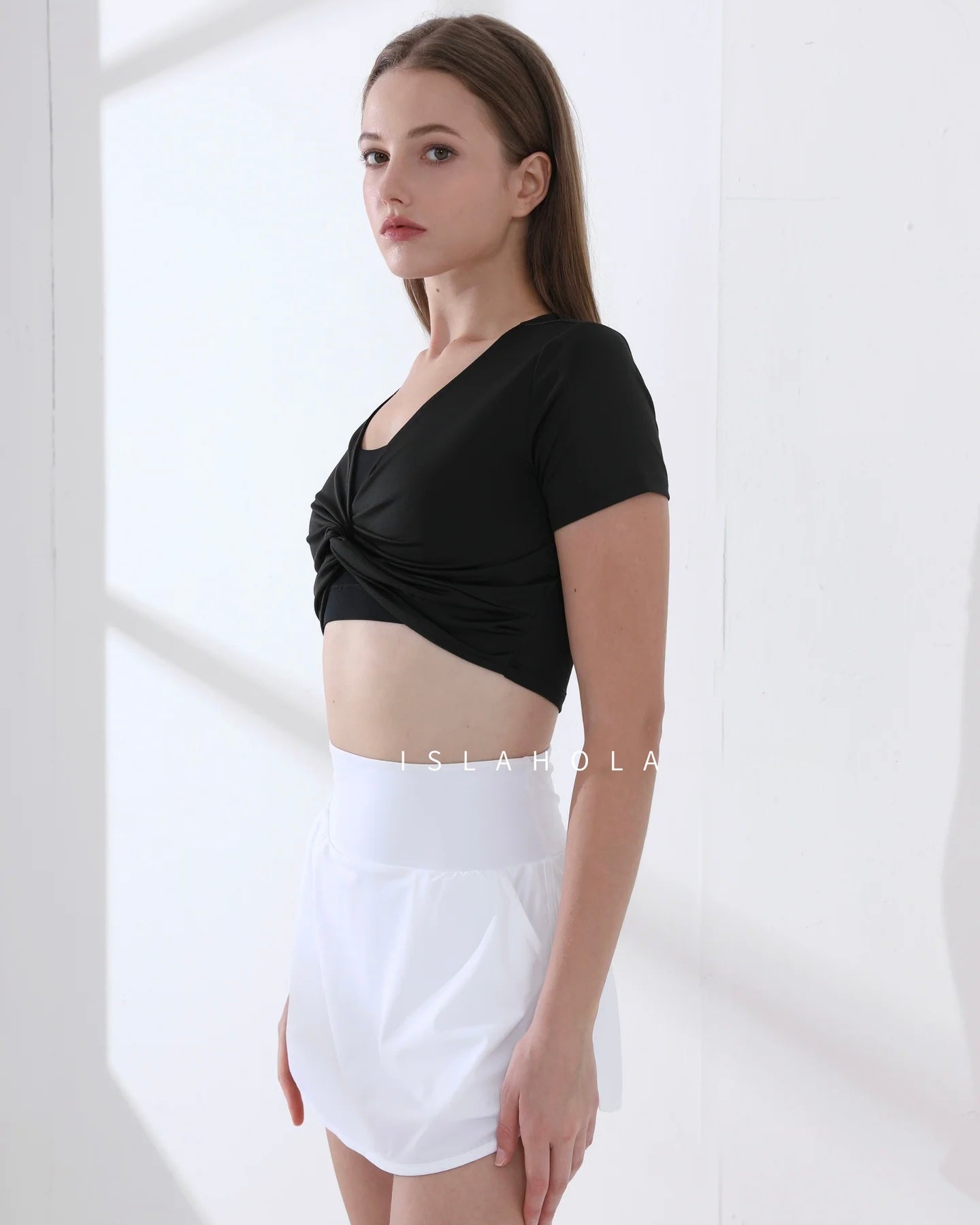 ISLAOUT051 twist front crop top