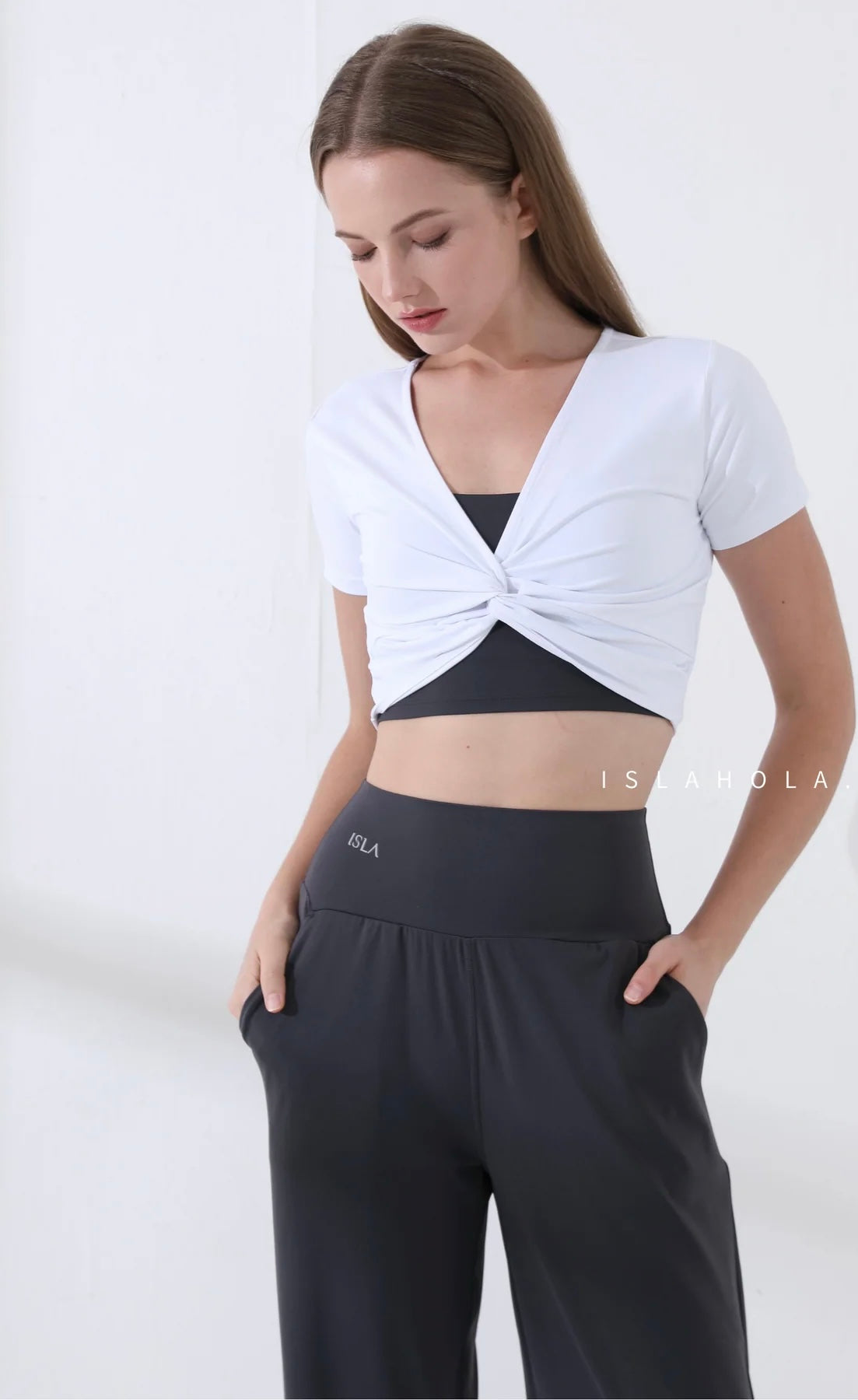 ISLAOUT051 twist front crop top
