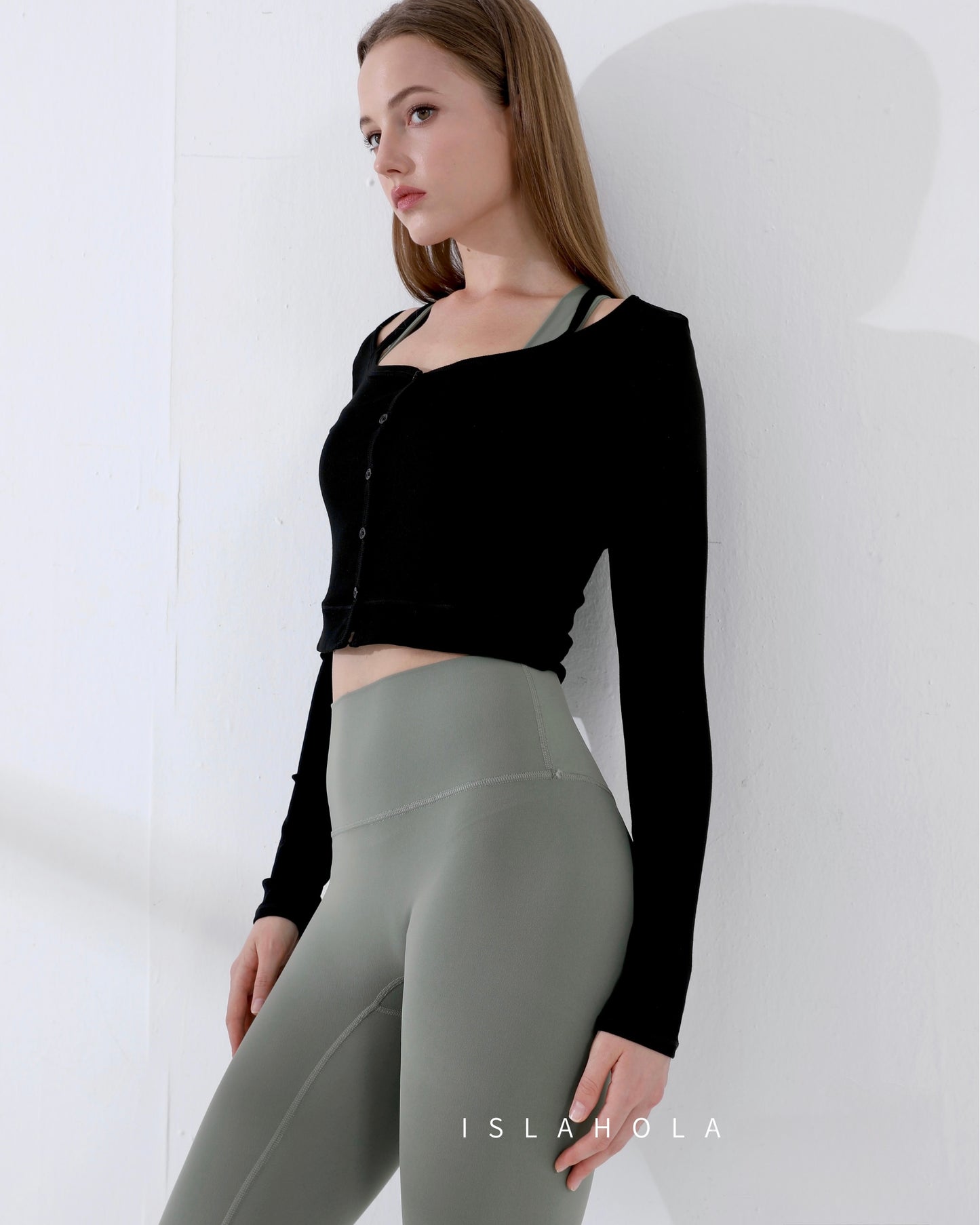 ISLAOUT052 Swan cotton long sleeve crop cardigan