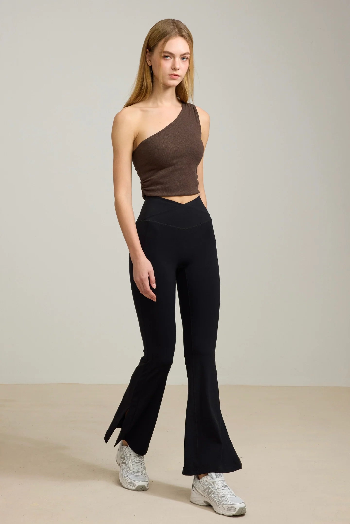 ISLABC009 Contour Lift Flare Pants