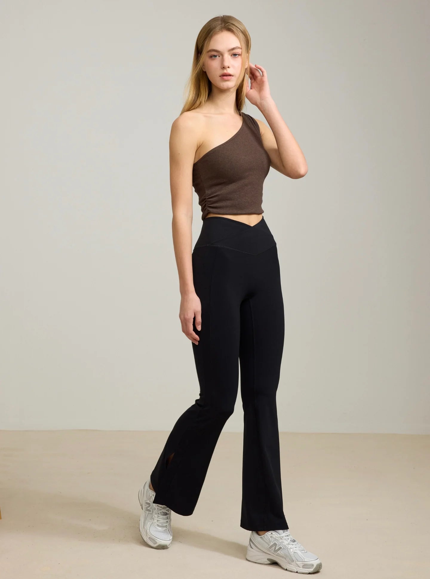 ISLABC009 Contour Lift Flare Pants
