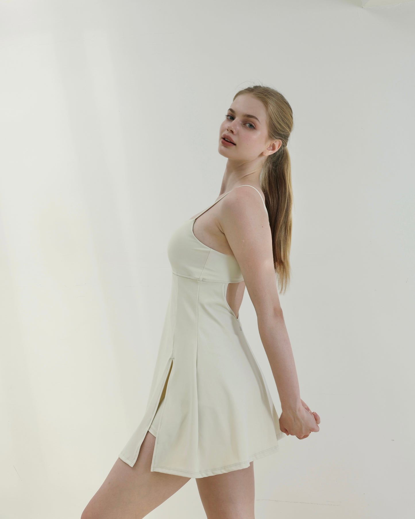 ISLASK007 Backless A-line high elastic bra dress